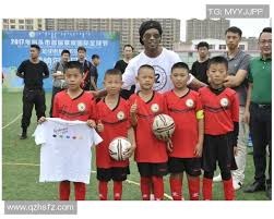 2025 年 9 月：小格雷罗单场五打数五安打，重夺美联打击榜首